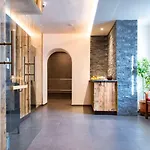 Apartment Monuth