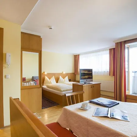 Monuth アパート バート・ホーフガシュタイン