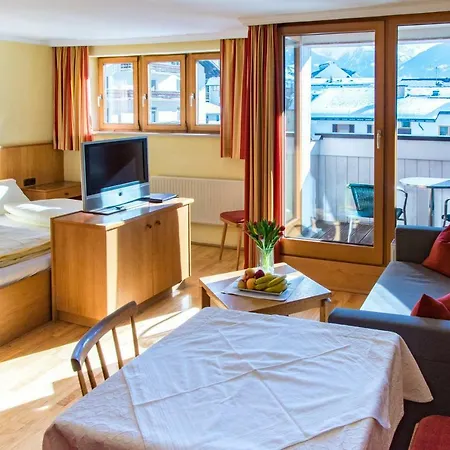 Monuth アパート *