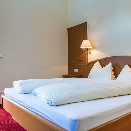 Monuth * バート・ホーフガシュタイン