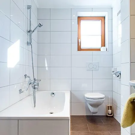 Monuth * バート・ホーフガシュタイン